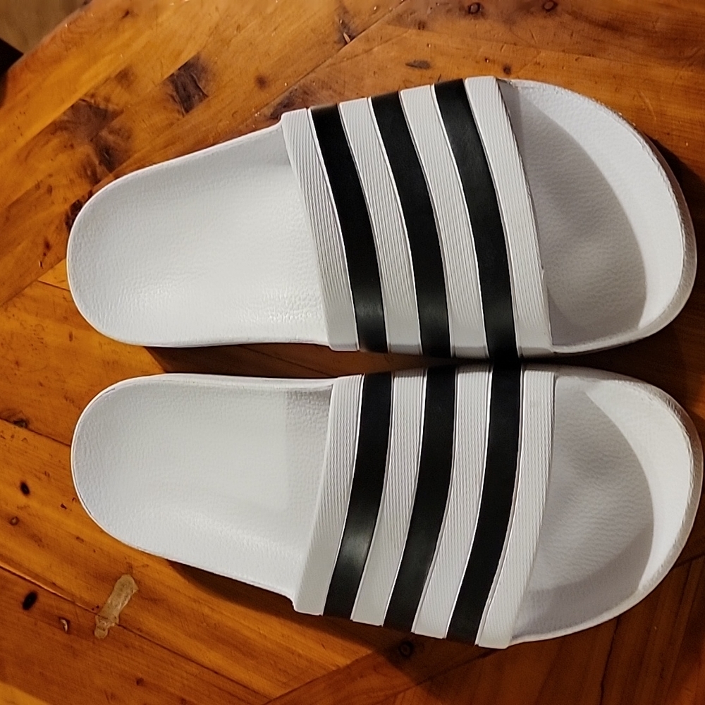 Adidas, Women 8, White & Black